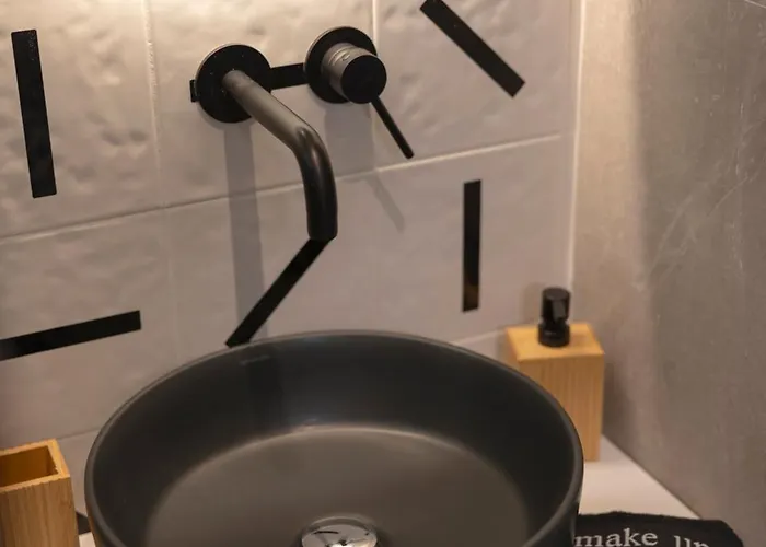 Omikron Luxury Living