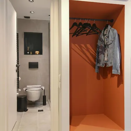 Omikron Luxury Living *