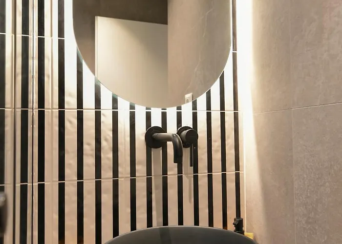Апартаменты Omikron Luxury Living