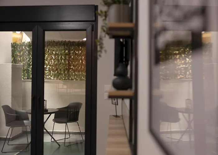 Апартаменты Omikron Luxury Living *