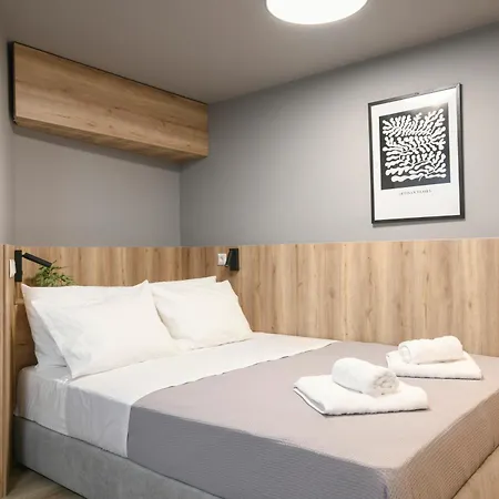 Omikron Luxury Living Apartman *