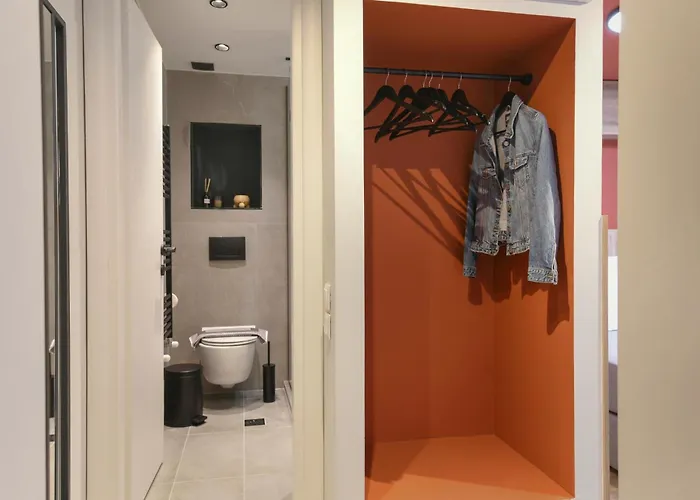 Omikron Luxury Living *